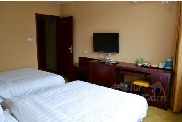Lingchuan  Guilin Jinxiu Xiaoxiang Business Hotel الغرفة الصورة
